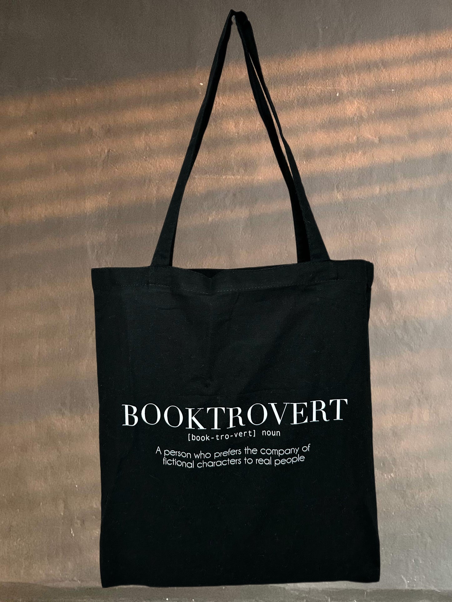 Booktrovert - Tote Bag